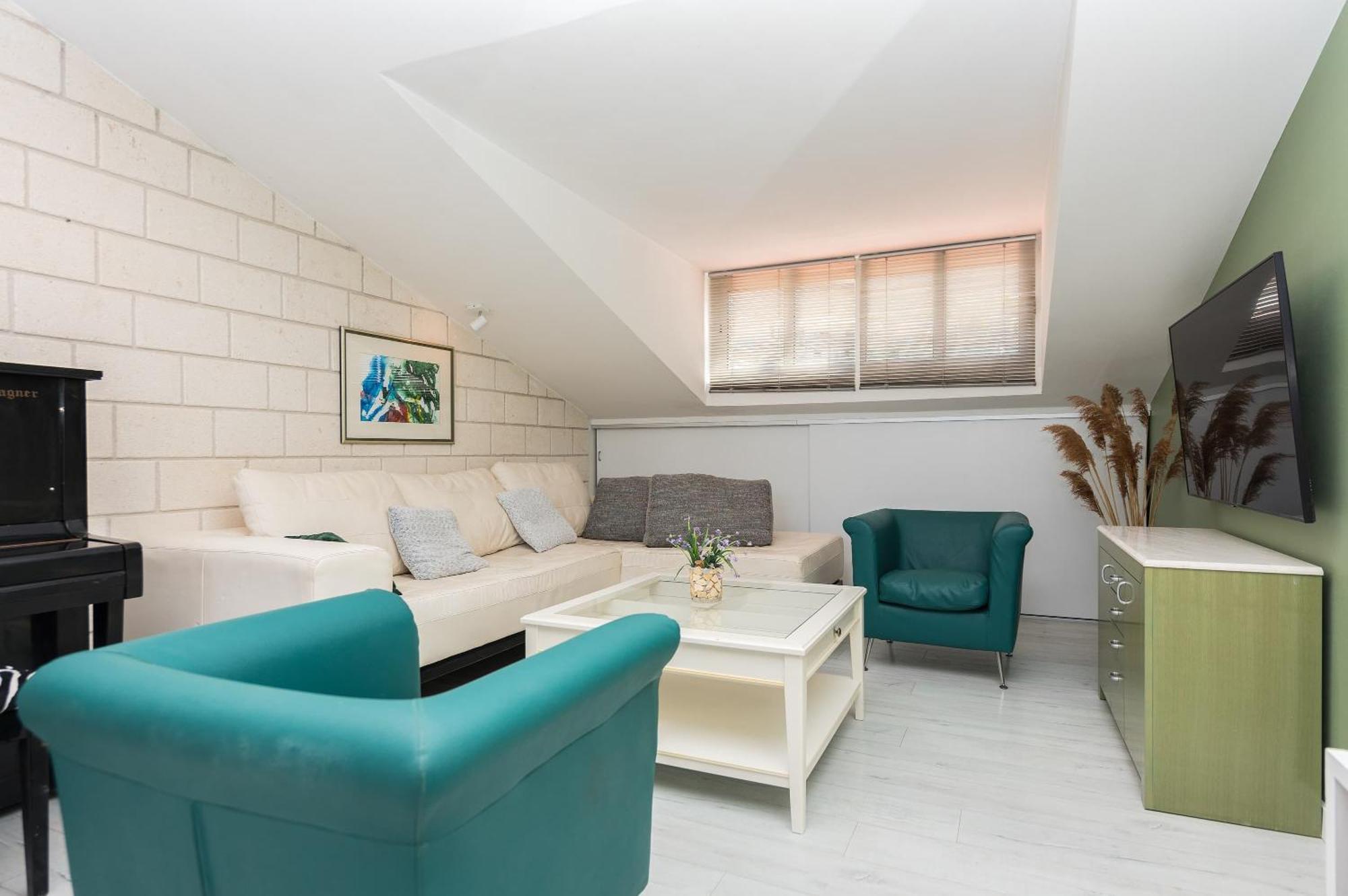 7 Luxury Appartement *